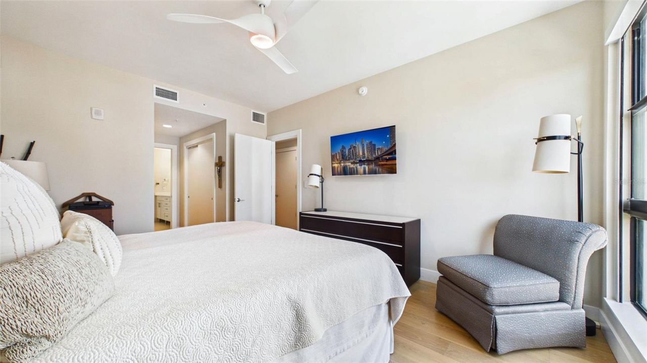 199 Dali Boulevard, Unit 1106, Saint Petersburg, FL 33701 Photo