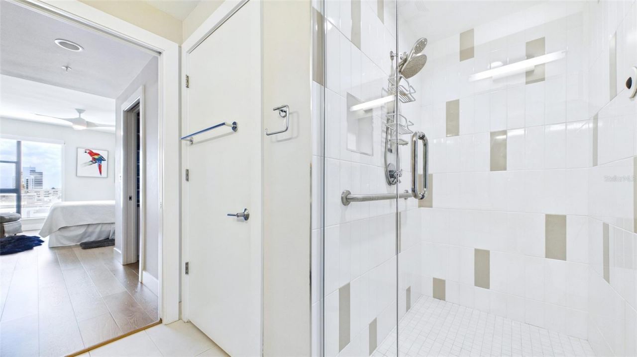 199 Dali Boulevard, Unit 1106, Saint Petersburg, FL 33701 Photo