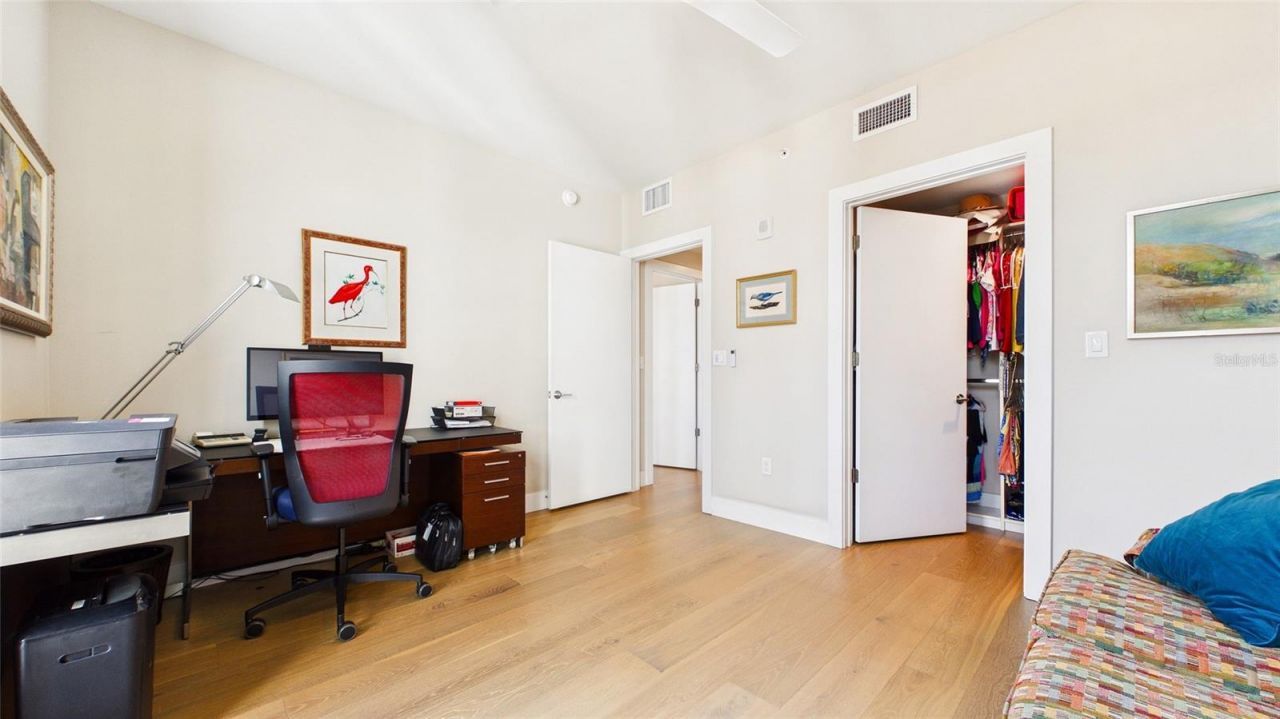 199 Dali Boulevard, Unit 1106, Saint Petersburg, FL 33701 Photo