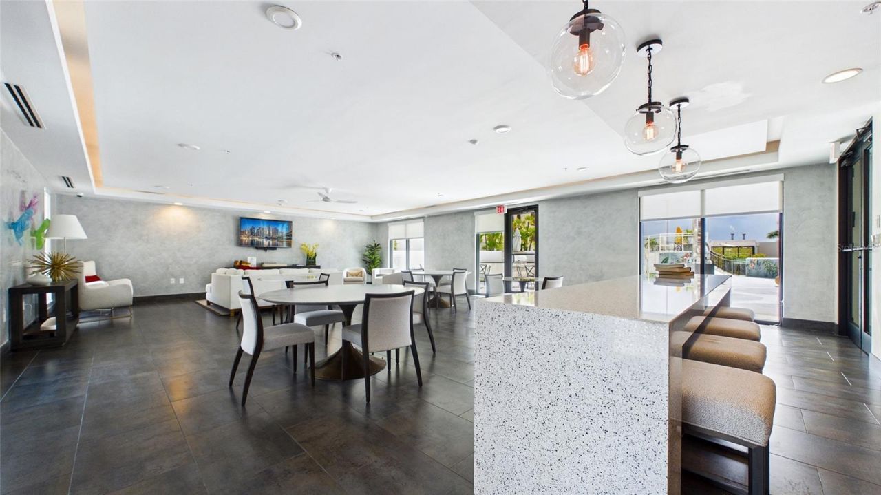 199 Dali Boulevard, Unit 1106, Saint Petersburg, FL 33701 Photo
