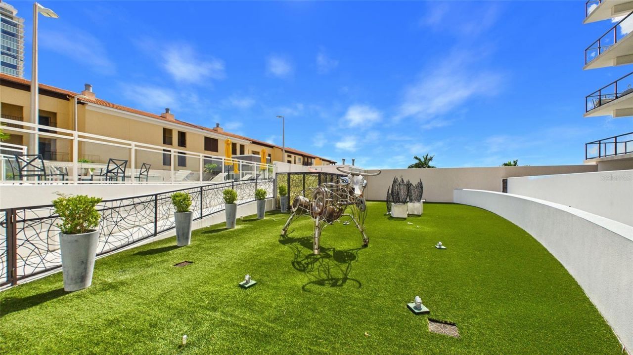 199 Dali Boulevard, Unit 1106, Saint Petersburg, FL 33701 Photo