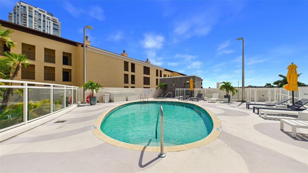 199 Dali Boulevard, Unit 1106, Saint Petersburg, FL 33701 Photo