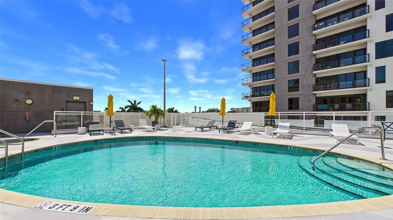 199 Dali Boulevard, Unit 1106, Saint Petersburg, FL 33701 Photo