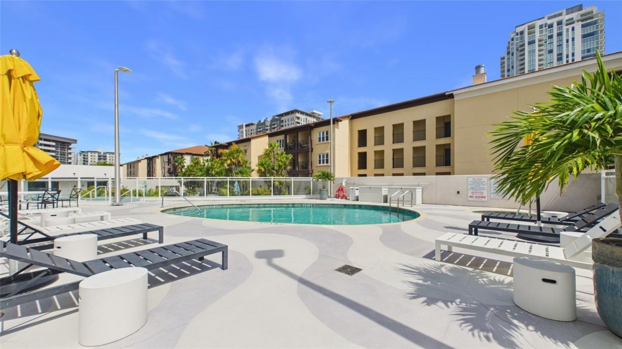 199 Dali Boulevard, Unit 1106, Saint Petersburg, FL 33701 Photo