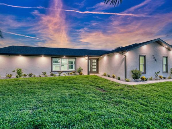 728 SPANISH MAIN DRIVE , APOLLO BEACH, FL 33572