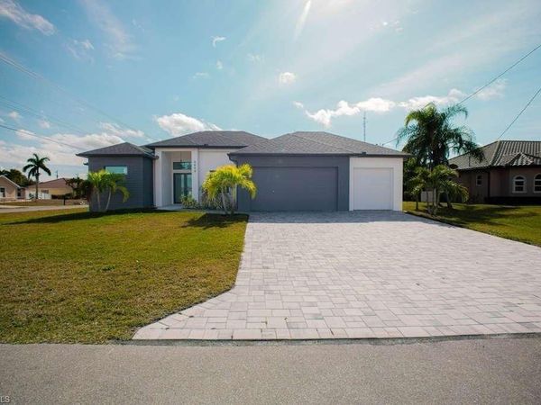 2000 SW 31st TER , CAPE CORAL, FL 33914