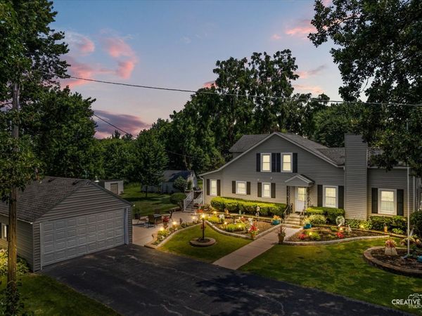 6S365 Hankes Road , Aurora, IL 60506