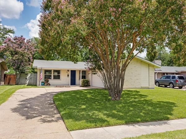922 Forreston Drive , Richardson, TX 75080