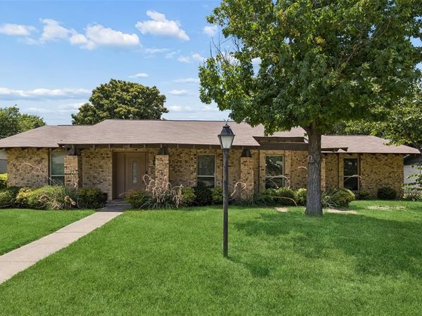 13141 Rosser Road , Farmers Branch, TX 75244