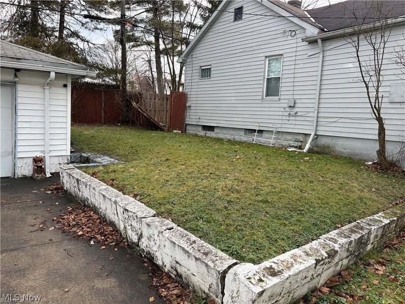 3895 E 151st Street, Cleveland, OH 44128 Photo 5