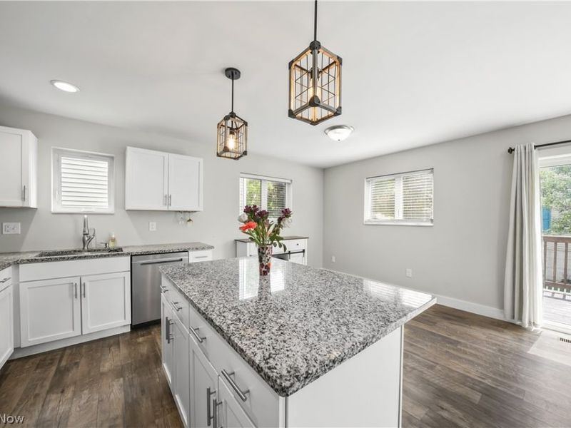 1010 Ashwood Lane, Streetsboro, OH 44241 Photo 4