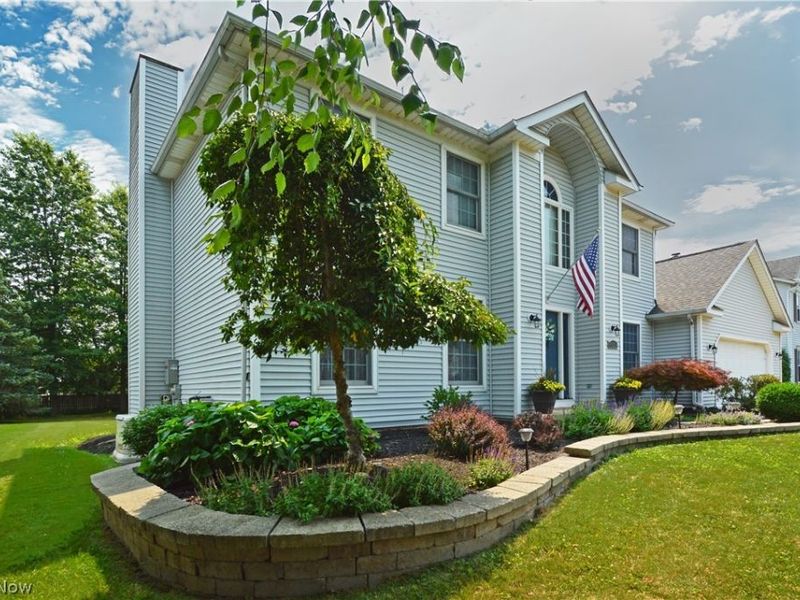 6829 S Camelot Drive, Mentor, OH 44060 Photo 2