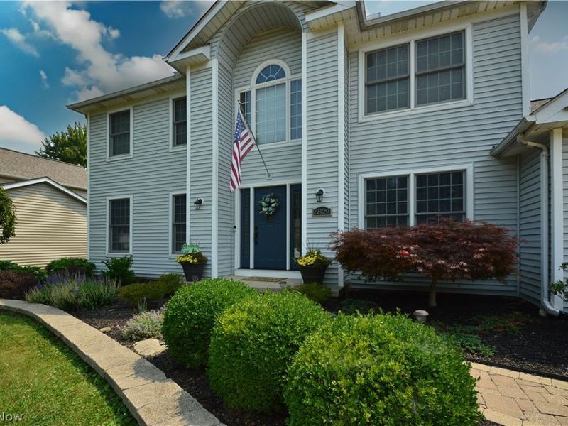 6829 S Camelot Drive, Mentor, OH 44060 Photo 3
