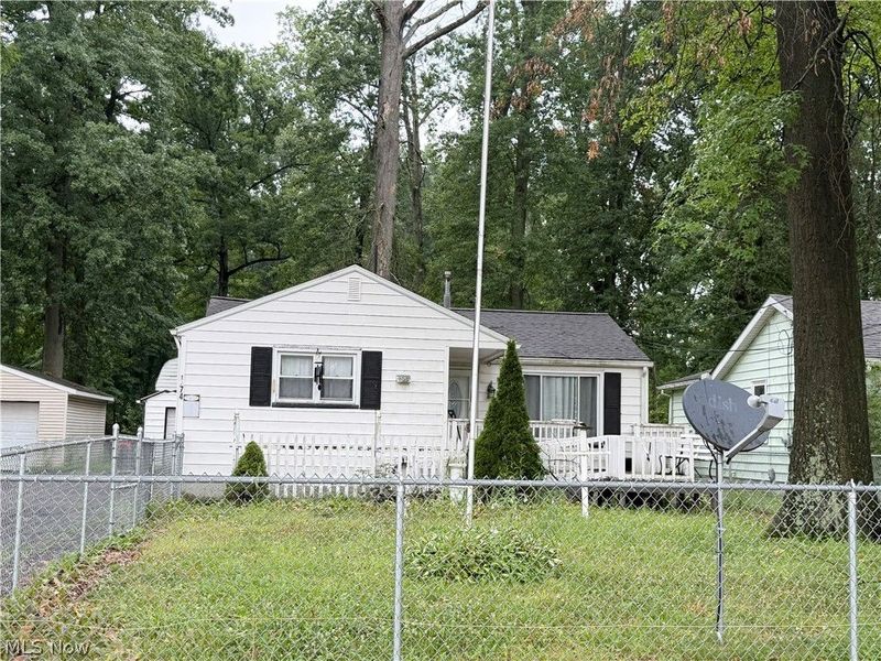 1774 Norwood Street NW, Warren, OH 44485 Photo 2