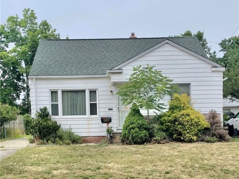 18807 Longview Avenue, Maple Heights, OH 44137 Photo 1