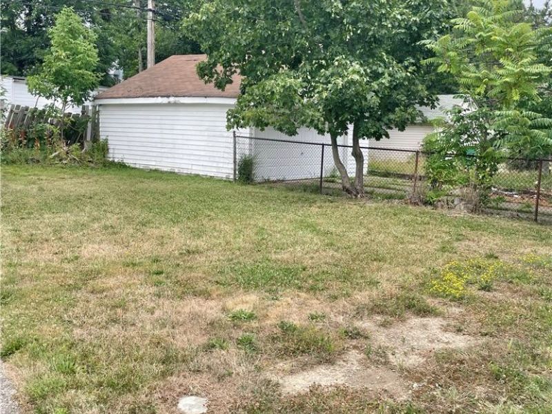 18807 Longview Avenue, Maple Heights, OH 44137 Photo 3