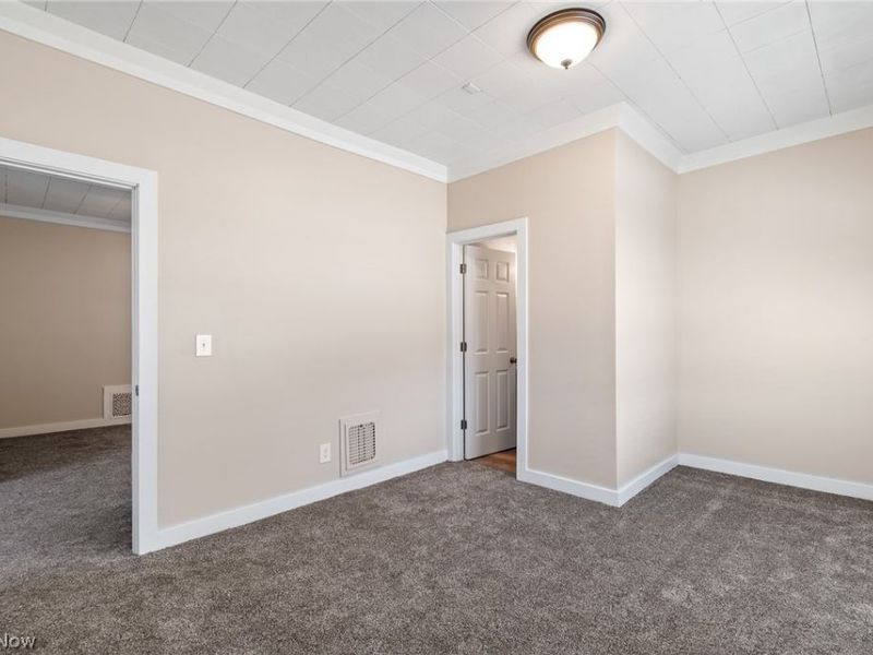 914 Erie Street S, Massillon, OH 44646 Photo 12