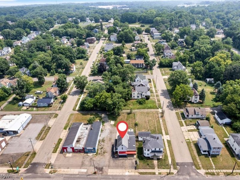 914 Erie Street S, Massillon, OH 44646 Photo 2