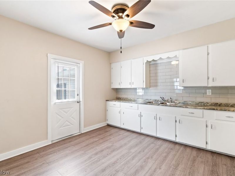 914 Erie Street S, Massillon, OH 44646 Photo 7