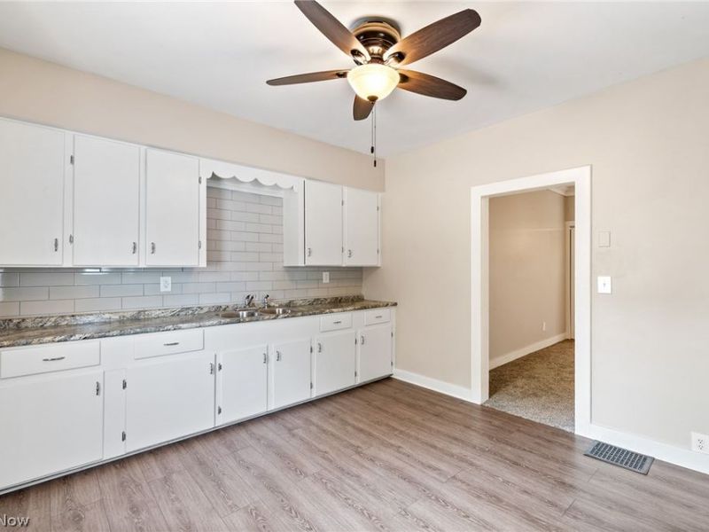 914 Erie Street S, Massillon, OH 44646 Photo 9