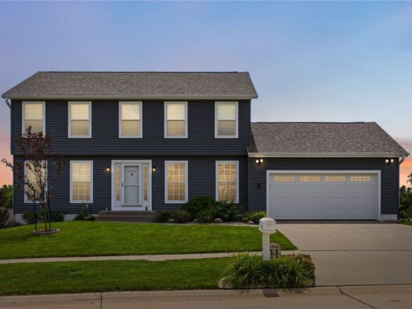 501 Limerock Drive NW, Cedar Rapids, IA 52405