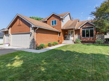 11273 N Eagle Lake Boulevard, Maple Grove, MN 55369