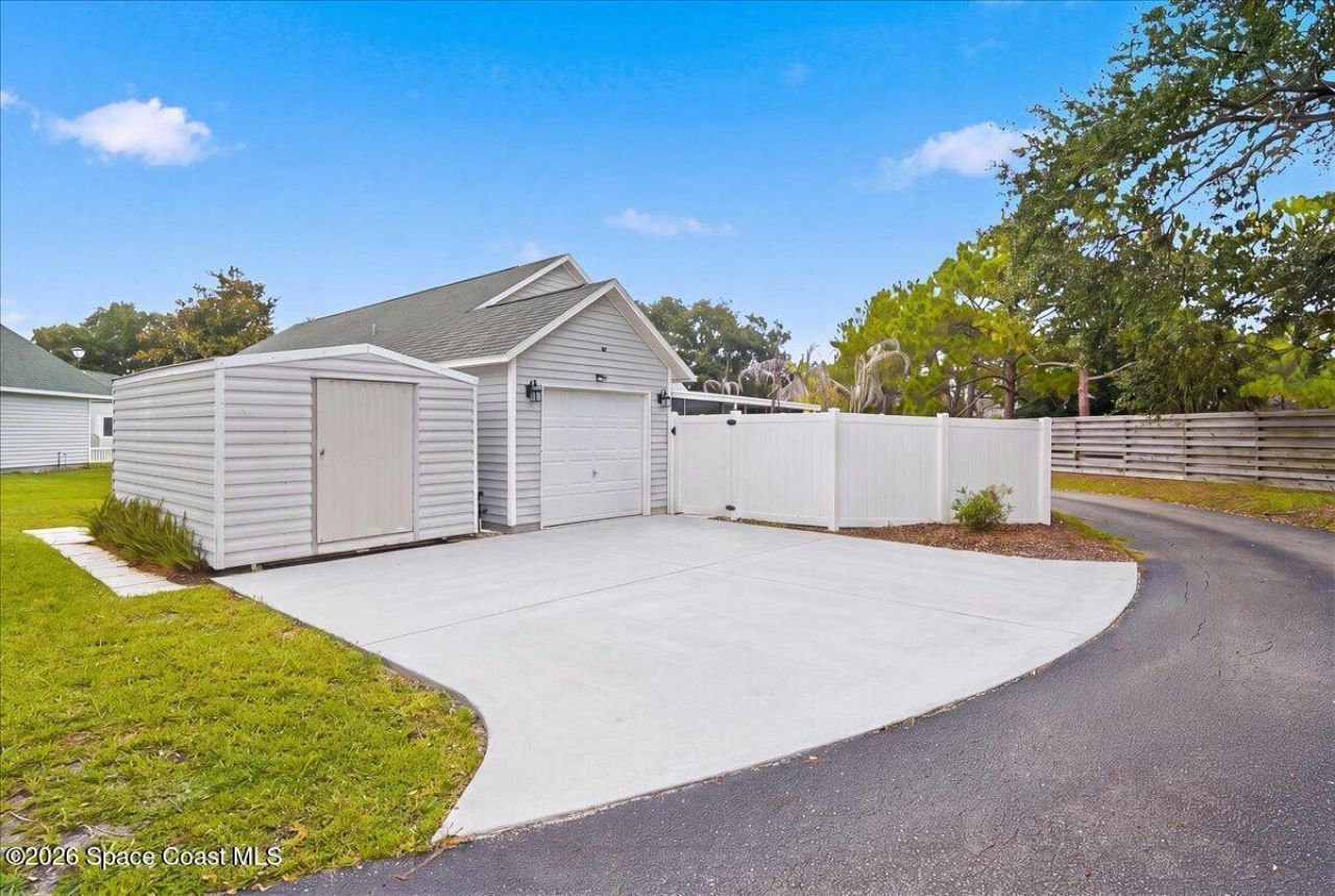 3895 Veranda Court , Melbourne, FL 32901 Photo