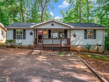 106 EDGEHILL DRIVE , LOCUST GROVE, VA 22508