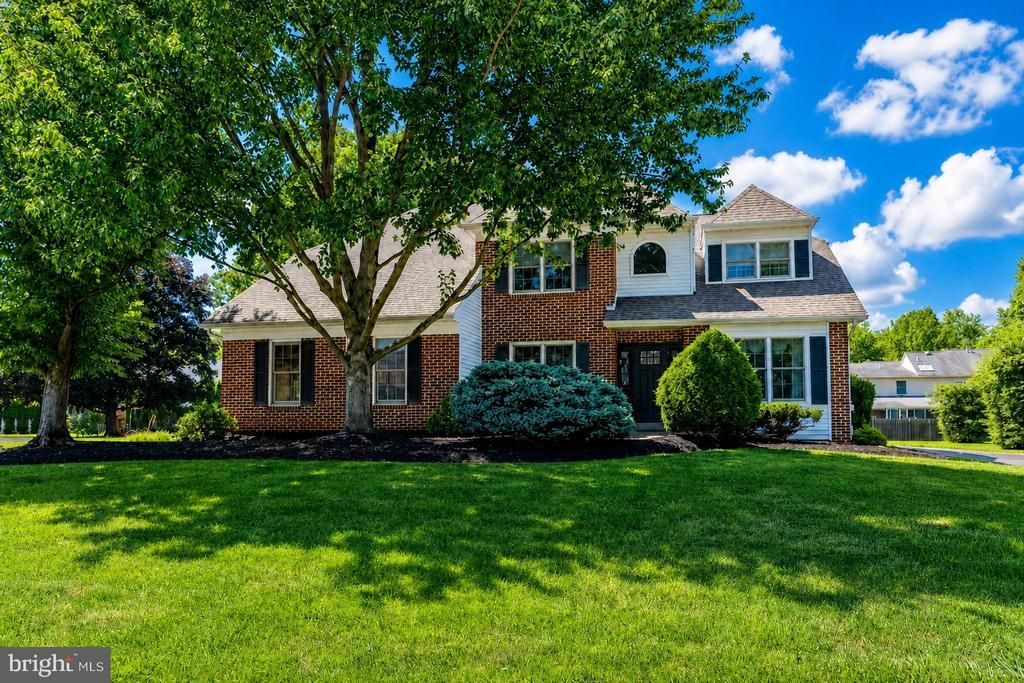 325 Sonnet Lane, Collegeville, PA 19426 Main Photo