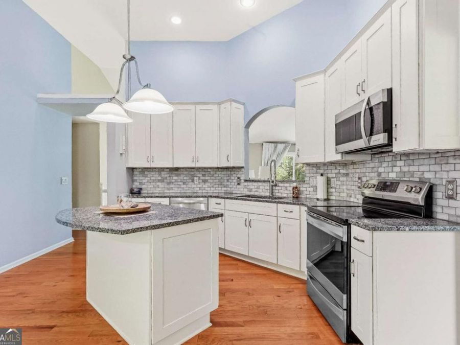 Property Image 11
