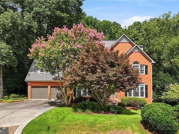 4865 Parkland Trail NE, Roswell, GA 30075