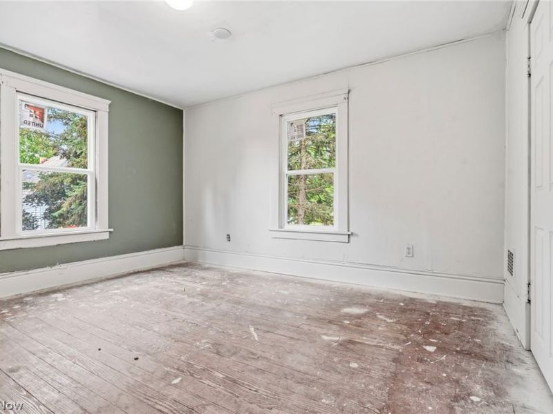 105 W Harrison Street, Alliance, OH 44601 Photo 17