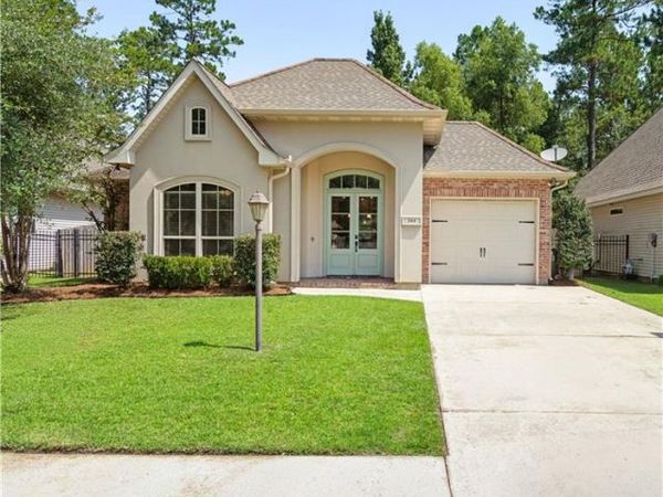 664 BATELEUR Way , Covington, LA 70435