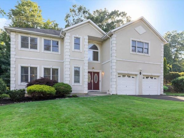 5 Dennis McHugh Court , Tappan, NY 10983