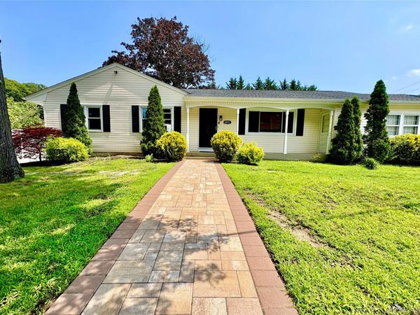 2875 Ocean Avenue , Ronkonkoma, NY 11779