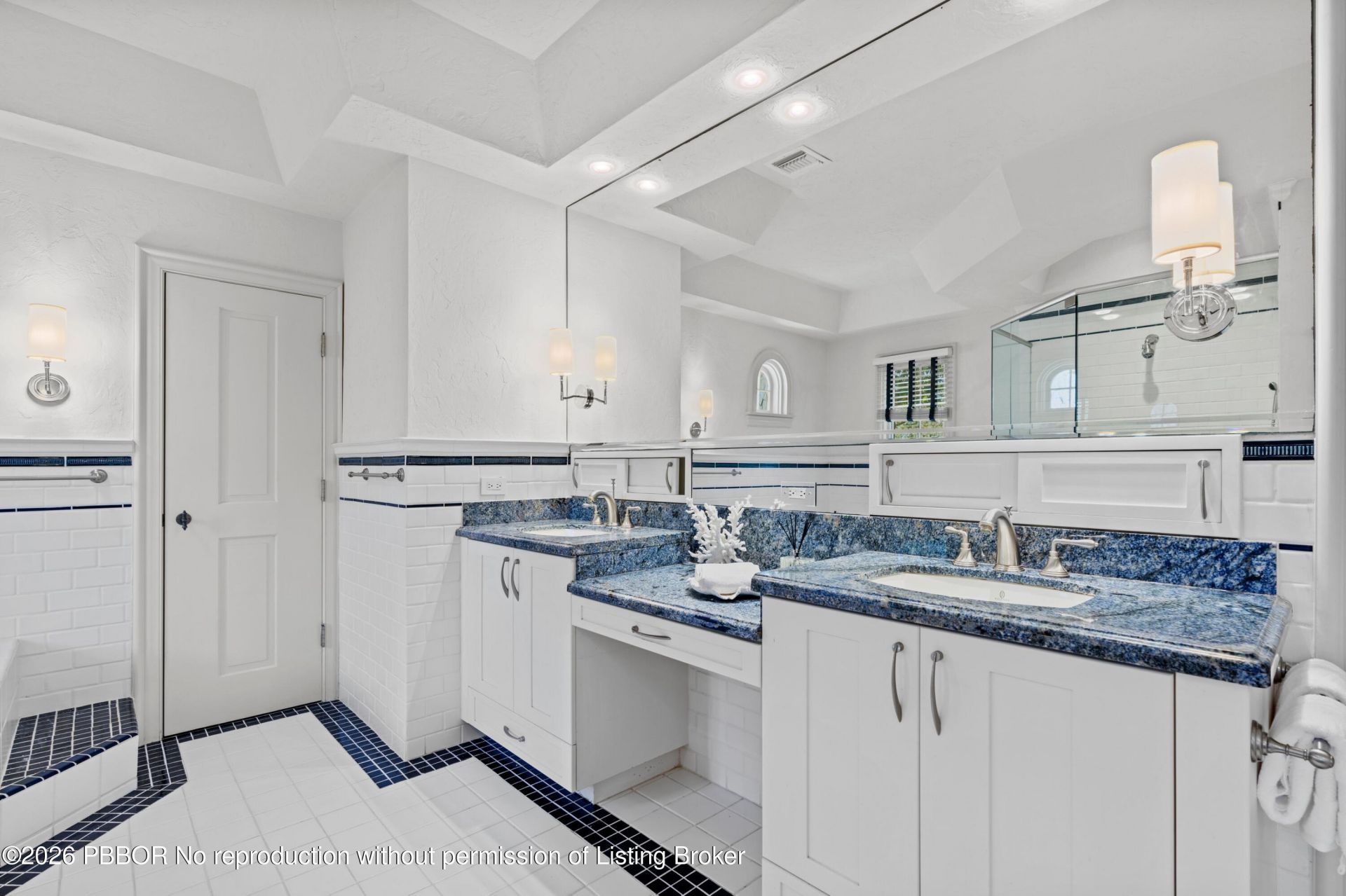 308 Barcelona Road, West Palm Beach, FL 33401 Photo
