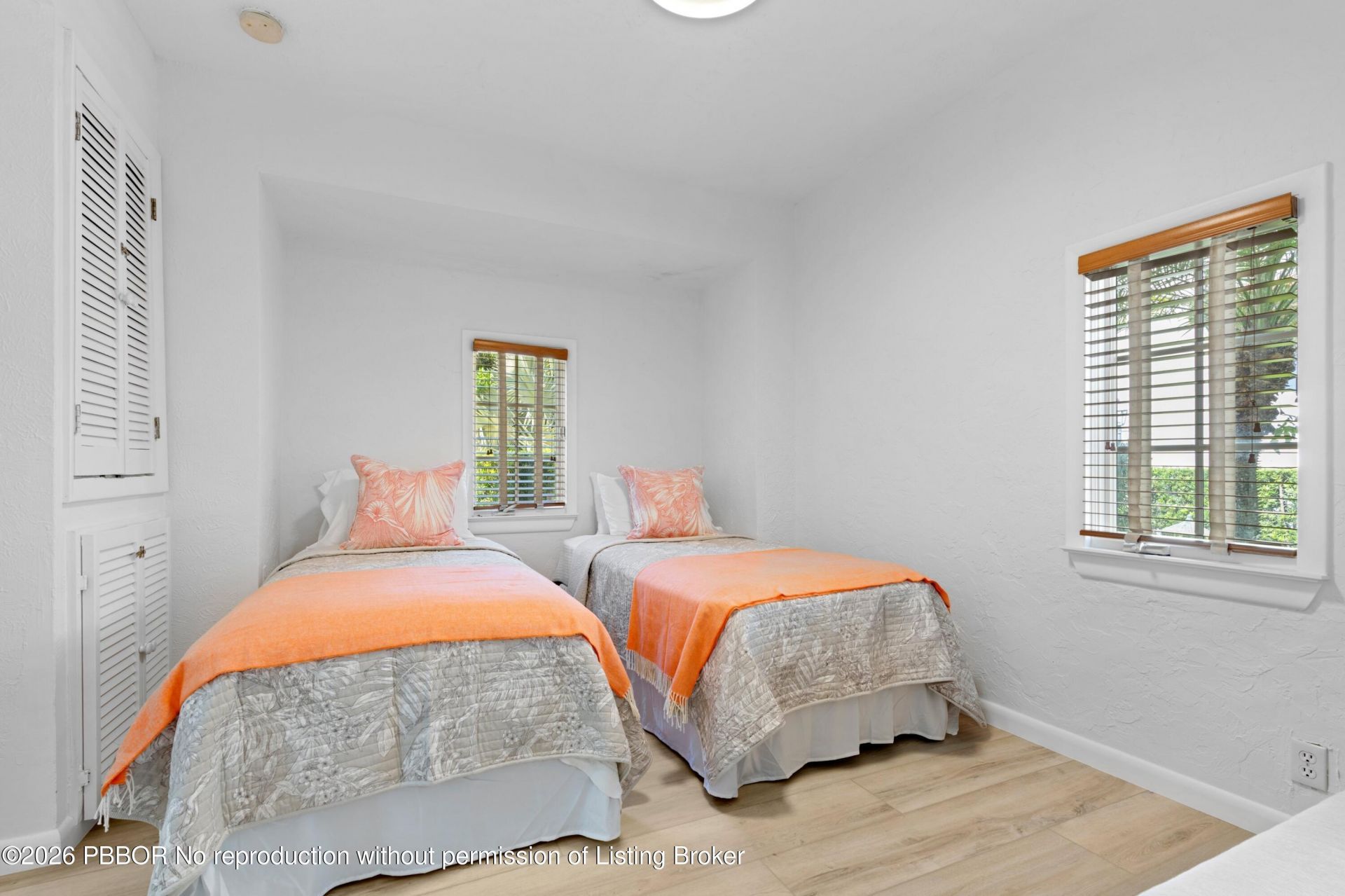 308 Barcelona Road, West Palm Beach, FL 33401 Photo