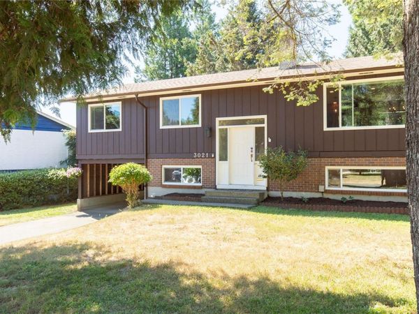 3021 Crestwood Pl , Nanaimo, BC V9T 1P3