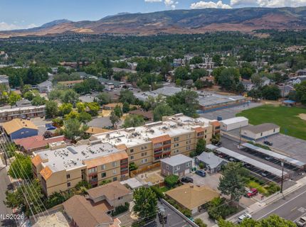 3095 Lakeside Drive, Unit 213, Reno, NV 89509 Photo