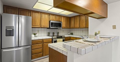 3095 Lakeside Drive, Unit 213, Reno, NV 89509 Photo