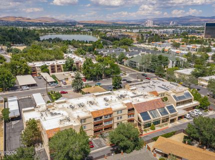3095 Lakeside Drive, Unit 213, Reno, NV 89509 Photo