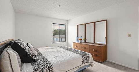 3095 Lakeside Drive, Unit 213, Reno, NV 89509 Photo