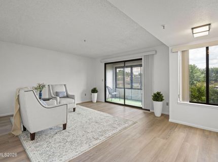 3095 Lakeside Drive, Unit 213, Reno, NV 89509 Photo