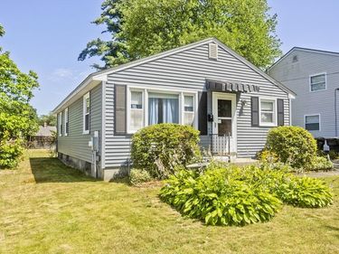 57 Price Street, Springfield, MA 01104