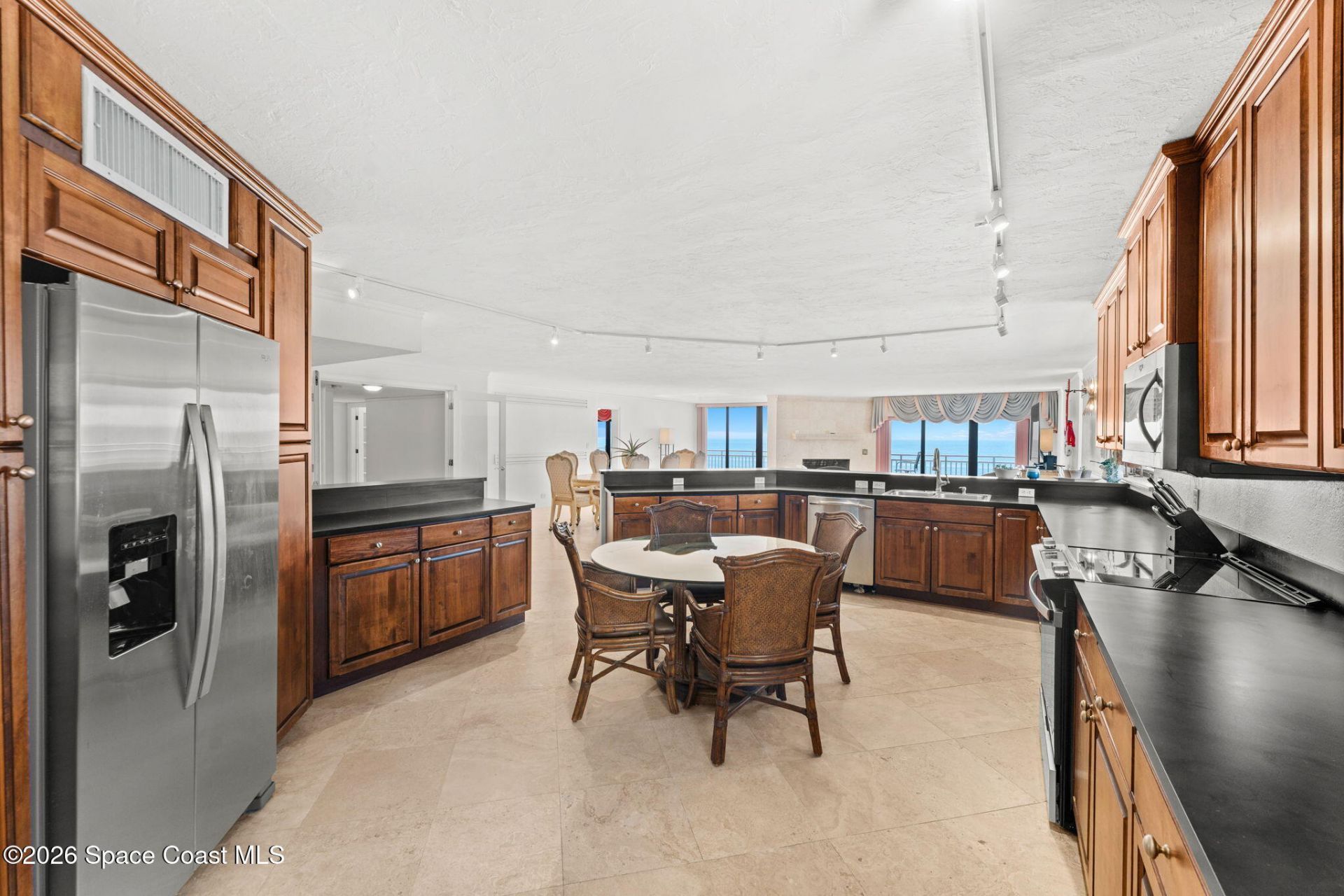 85 S Atlantic Avenue, Unit 504, Cocoa Beach, FL 32931 Photo