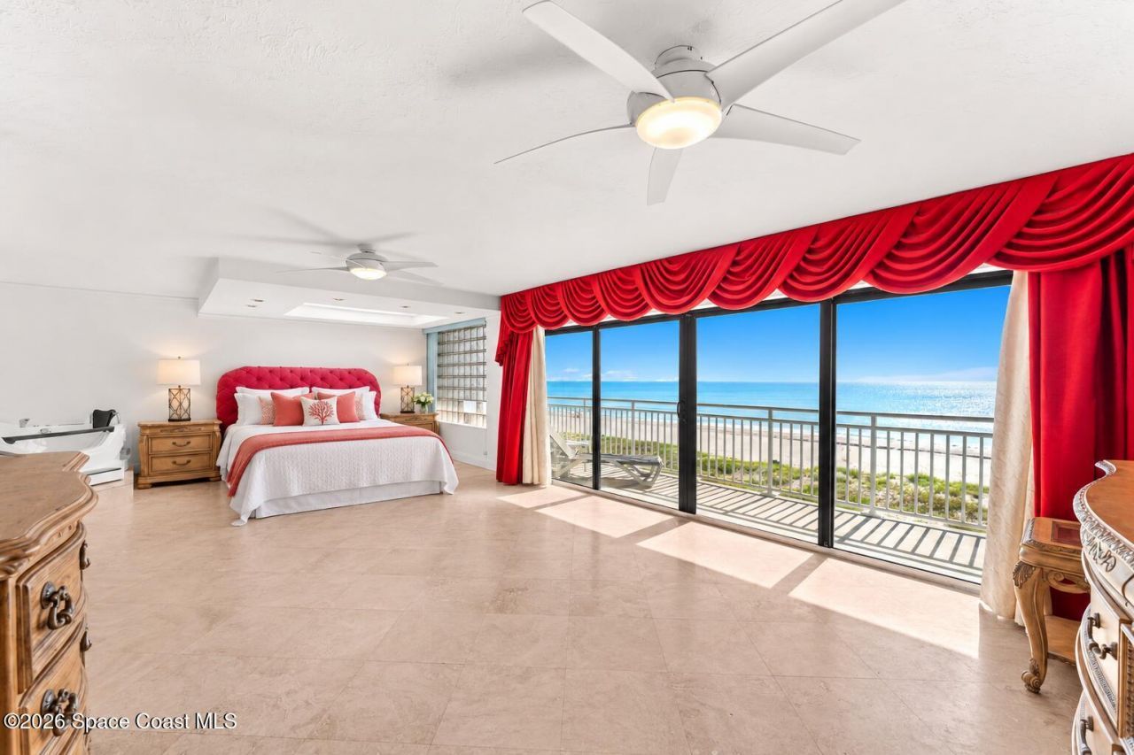 85 S Atlantic Avenue, Unit 504, Cocoa Beach, FL 32931 Photo