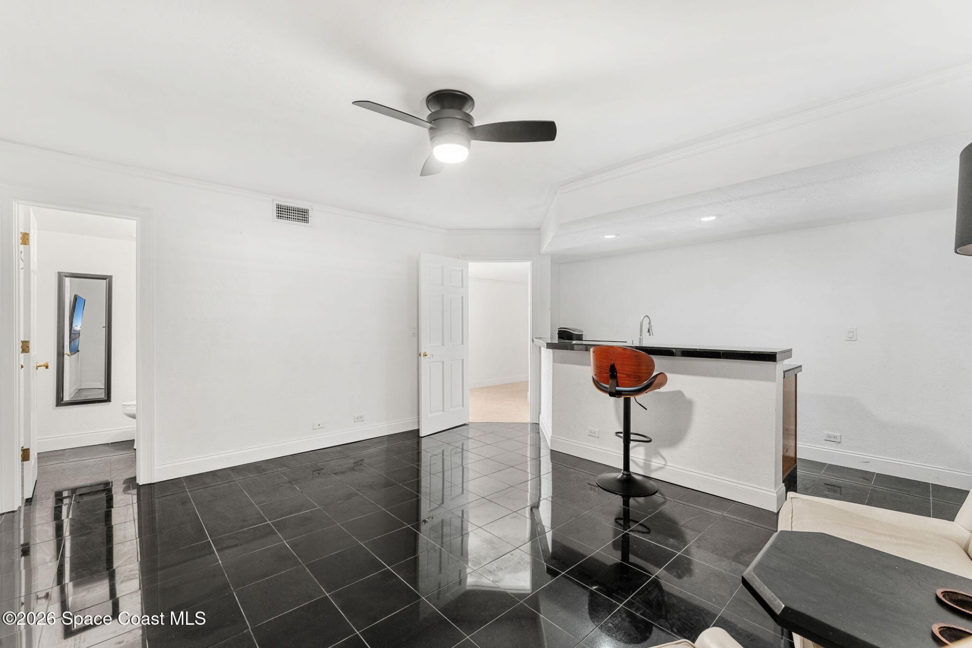 85 S Atlantic Avenue, Unit 504, Cocoa Beach, FL 32931 Photo