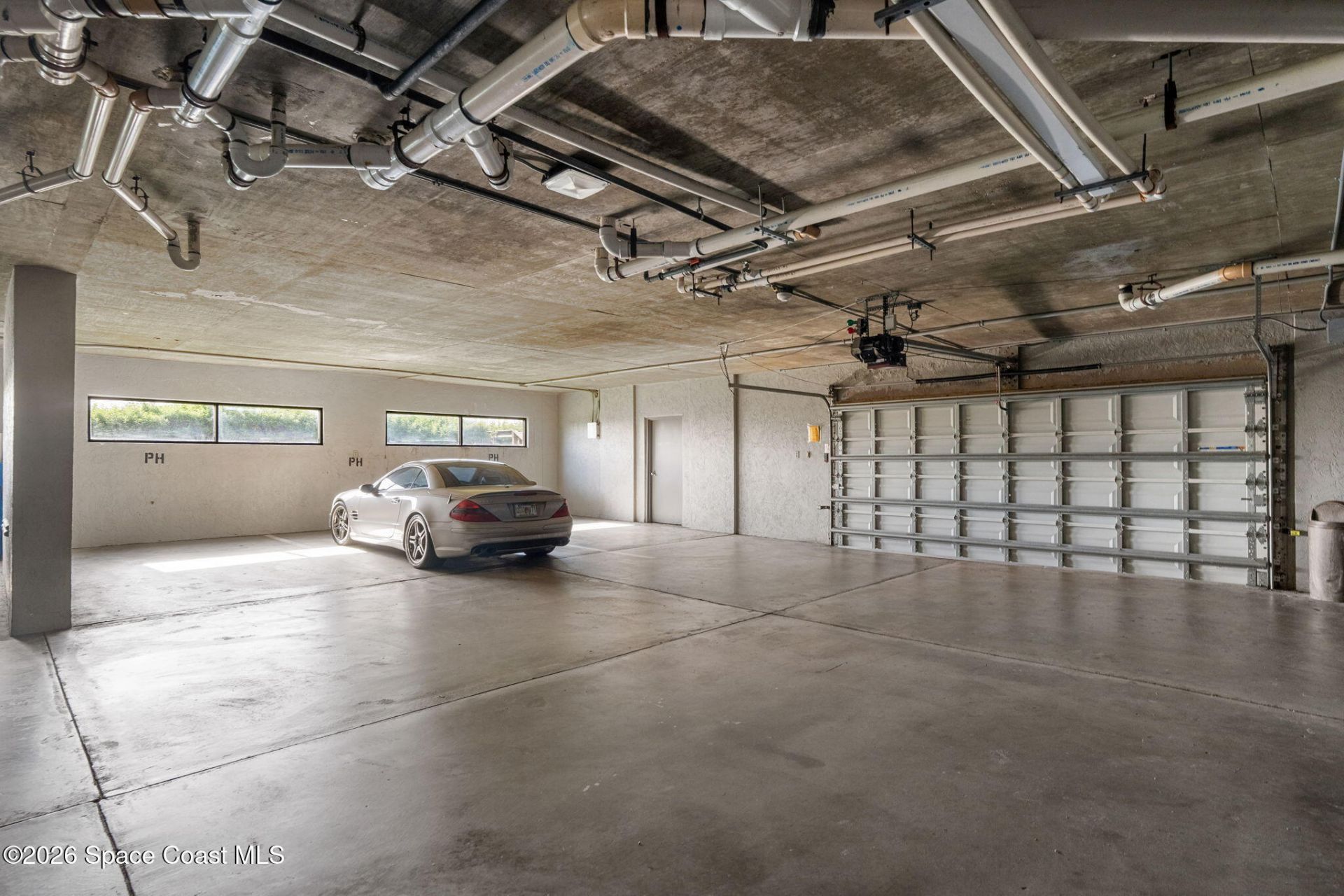 85 S Atlantic Avenue, Unit 504, Cocoa Beach, FL 32931 Photo