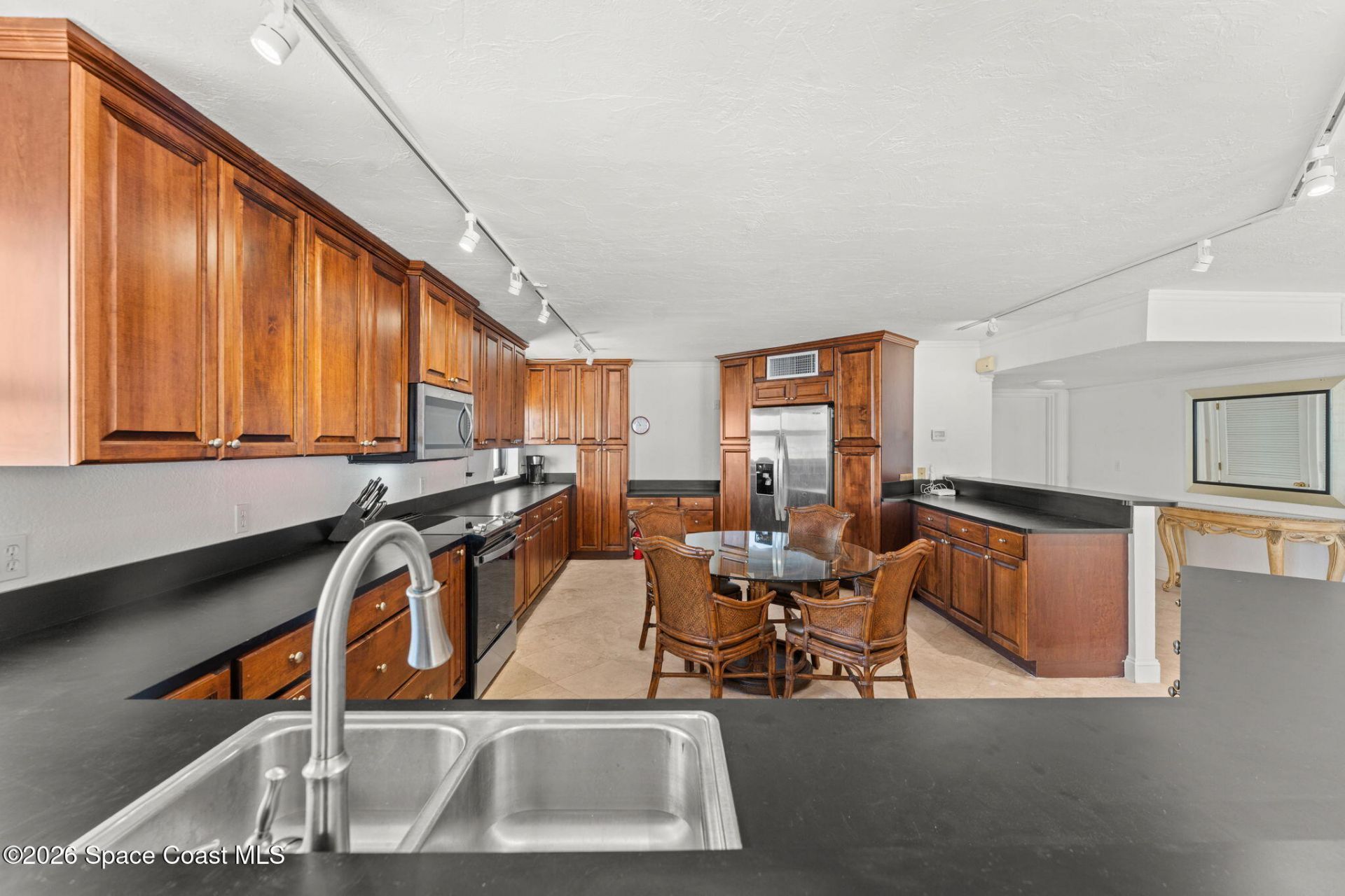 85 S Atlantic Avenue, Unit 504, Cocoa Beach, FL 32931 Photo