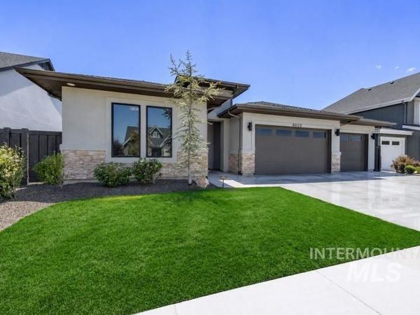4609 W Durango Dr, Meridian, ID 83646